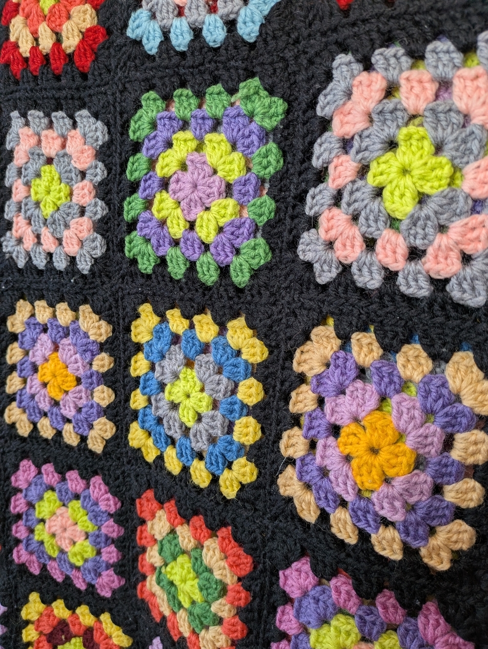 GRANNY Crochet Handmade Afghan Retro Style Couch Blanket Colorful Floral